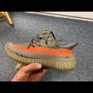 Yeezy 350 boost size 9 1/2